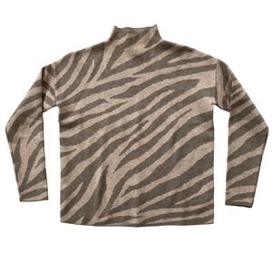 Tahari Stretch Knit Animal Safari Print Sweater Size Small Oatmeal